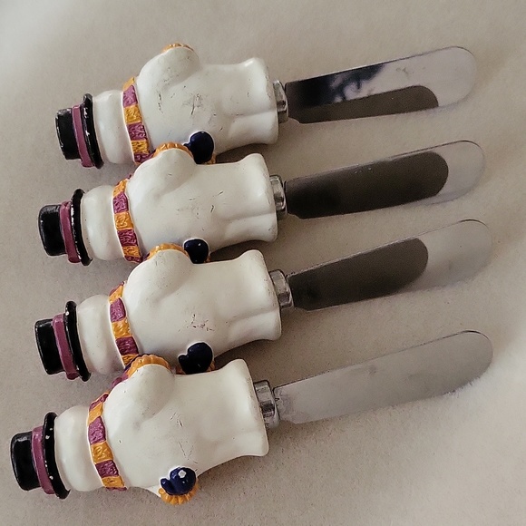 Christmas Snowmen Cooks Club Butter Knives - Picture 2 of 16